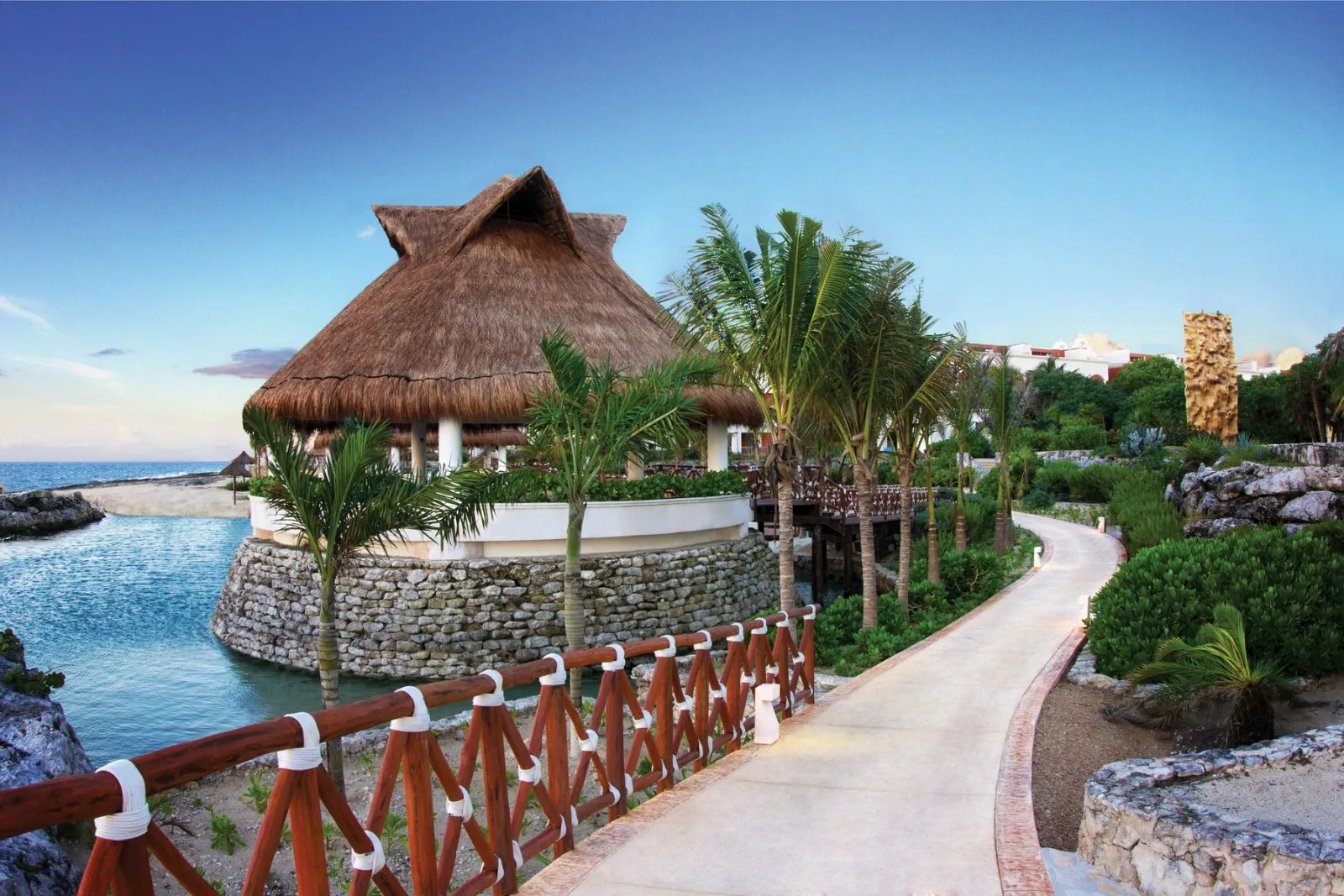 Hard Rock Riviera Maya - Hacienda Walkway